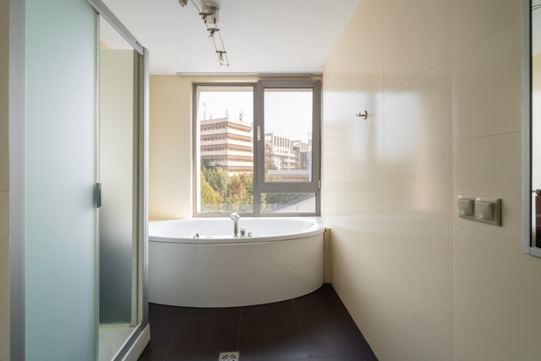 5 camere 185 MPU | Amfiteatru - Iancu Nicolae | 2 locuri parcare