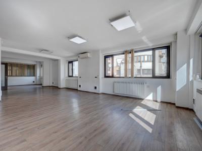 SPATIU DE BIROURI  ÎN ZONA KISELEFF – AVIATORILOR!