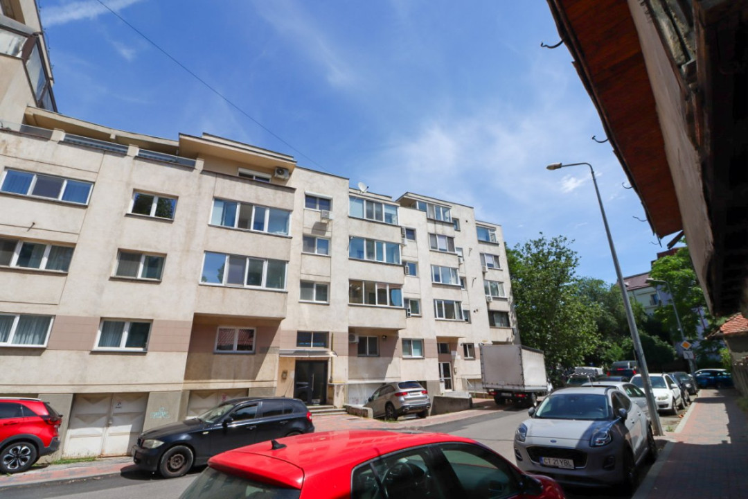 APARTAMENT 4 CAMERE - UNIRII – MATEI BASARAB | BLOC 2001 | PARCARE | BUNCAR