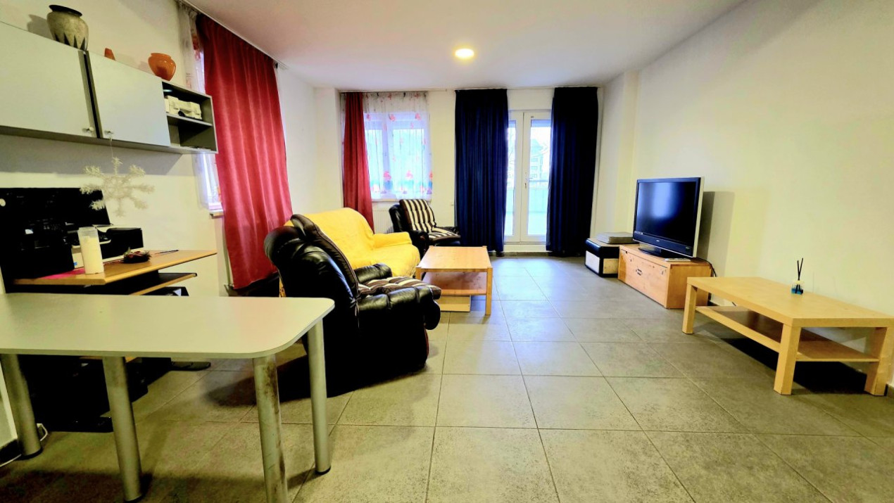 Apartament cu 5 camere-239 mp.+ terasa 358 mp. Prelungirea Ghencea 281- parter