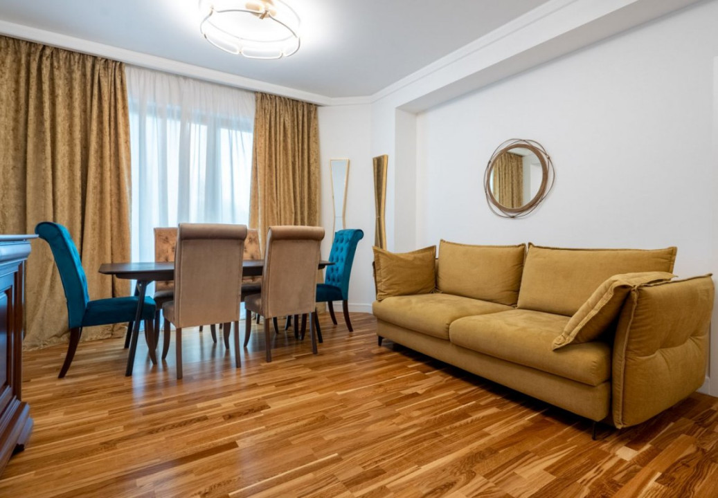 Remarcabil apartament de 2 camere intr-o cladire simbol a Bucurestiului