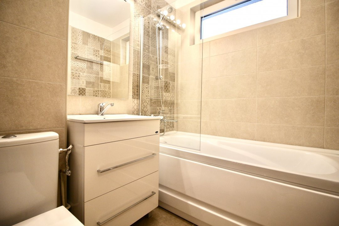 PAJURA-BD. POLIGRAFIEI, APARTAMENT MODERN!