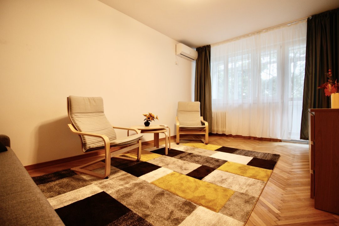 PAJURA-BD. POLIGRAFIEI, APARTAMENT MODERN!