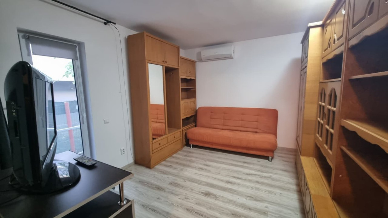 Garsoniera de vanzare cu curte si parcare | Popești-Leordeni