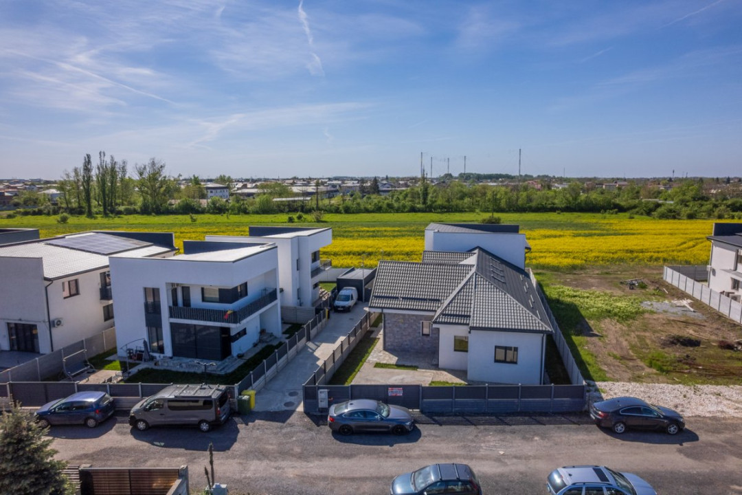 DOMNESTI - INTRAREA FOISORULUI, VILA 245 MP TOTAL, LOT 357 MP!