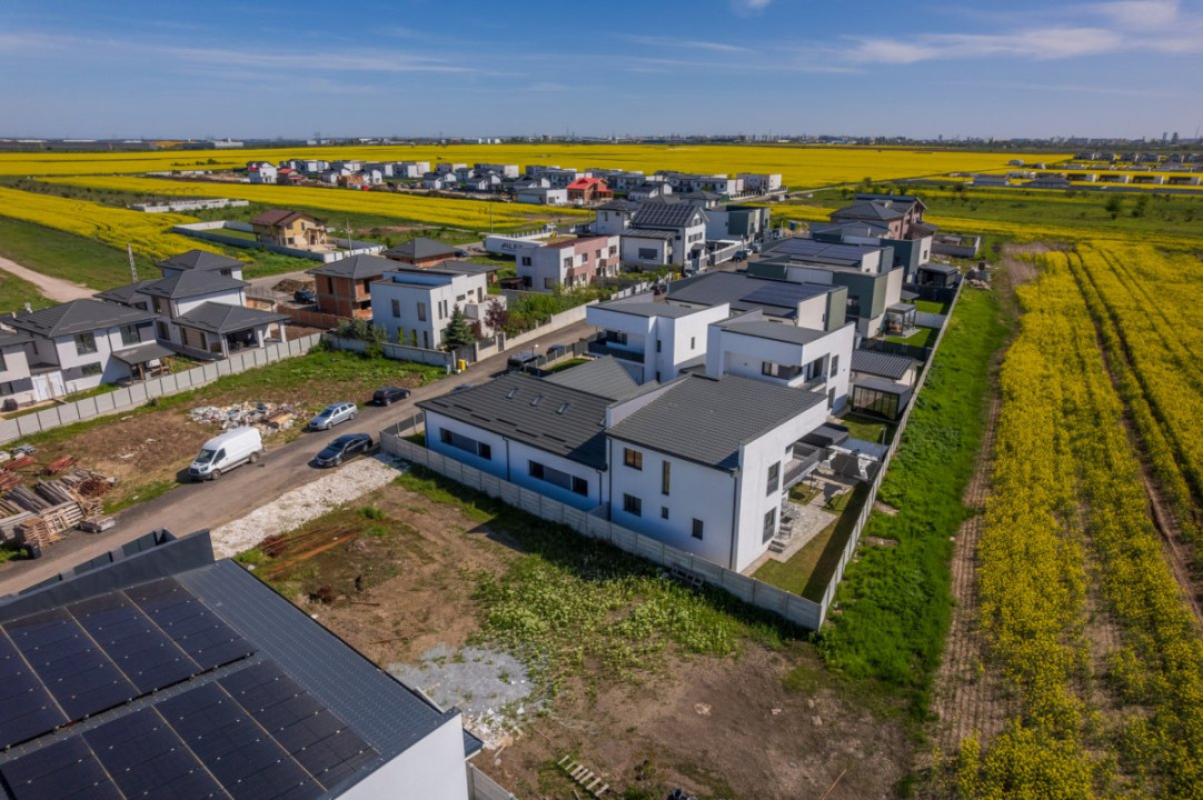 DOMNESTI - INTRAREA FOISORULUI, VILA 245 MP TOTAL, LOT 357 MP!