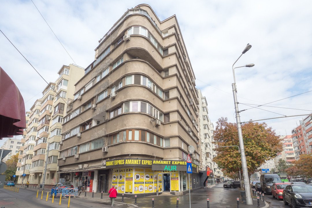 Calea Mosilor, Metrou Obor, renovat total, liber, bloc reabilitat