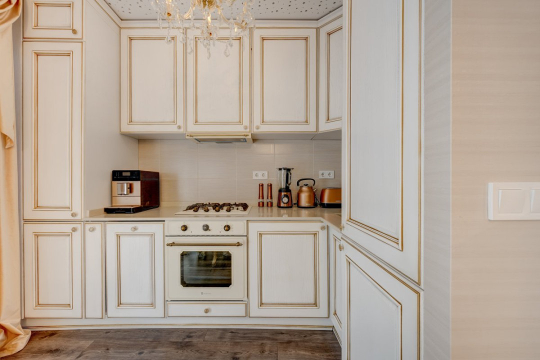 Apartament 3 camere | Belvedere | Mobilier lemn masiv | Fabrica de Glucoza