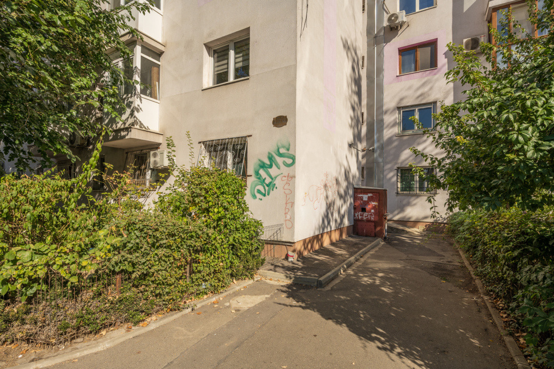 2 camere decomandat, Etaj 8, Veronica Micle – Piața Victoriei