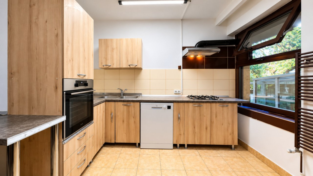 Vilă individuală Snagov | 377 mp utili | 6 dormitoare | Garaj 2 mașini