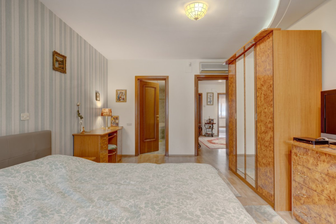 Casă individuală | Parcări | Grădină | Saună | Str. Căpitan Octav Cocărăscu
