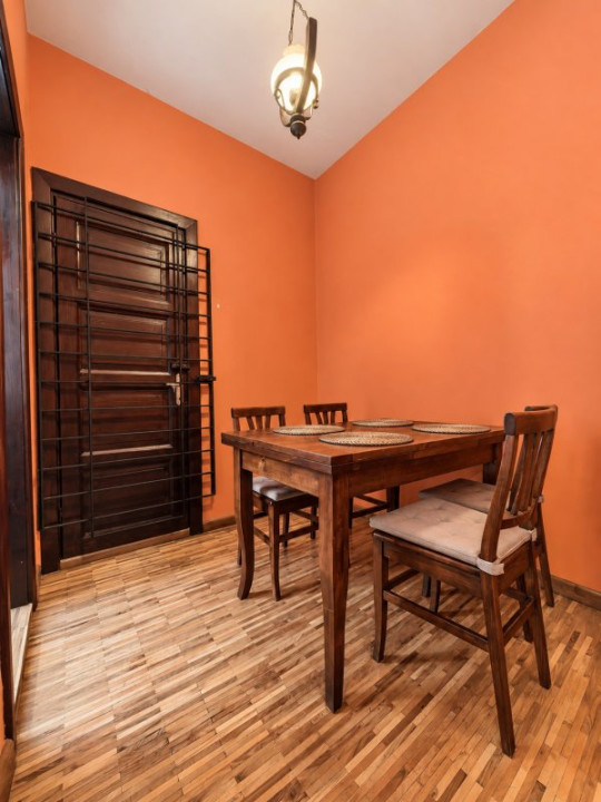 APARTAMENT 3 Camere + Anexa | 188 mp și CURTE 122mp Domenii la 10m de Metrou 