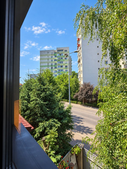 APARTAMENT 3 Camere + Anexa | 188 mp și CURTE 122mp Domenii la 10m de Metrou 