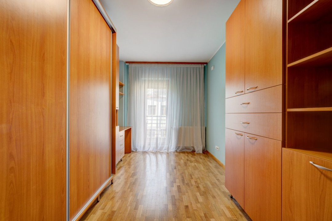 SISESTI, DUPLEX 3 CAMERE 78 MP, ETAJ 2+3, LOC PARCARE SUBTERAN, LA CHEIE!