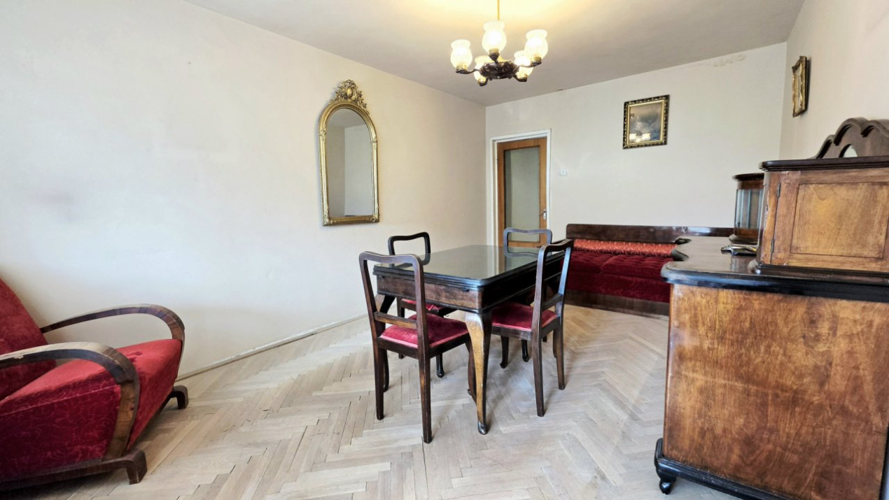 Ion Mihalache 38. 3 camere decomandat. La doi pasi de piata Victoriei