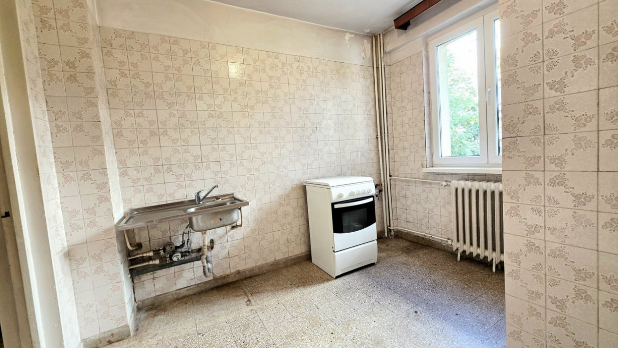 Ion Mihalache 38. 3 camere decomandat. La doi pasi de piata Victoriei