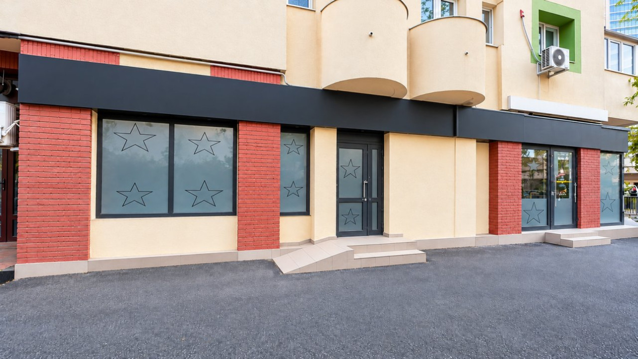 Spatiu comercial de inchiriat | 170 mp | Aviatiei – Metrou Aurel Vlaicu 