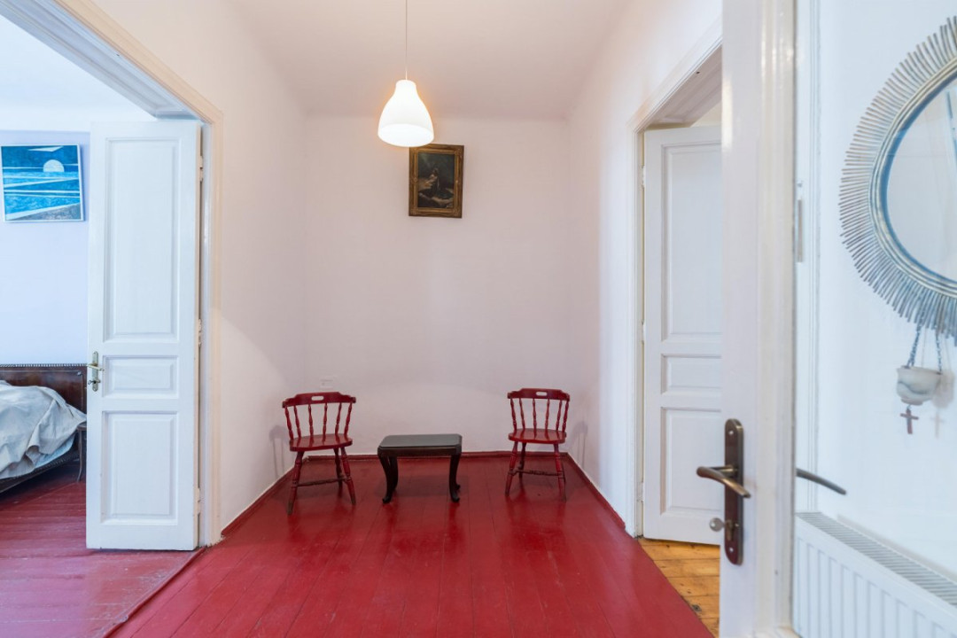 2 camere într-o casă monument istoric