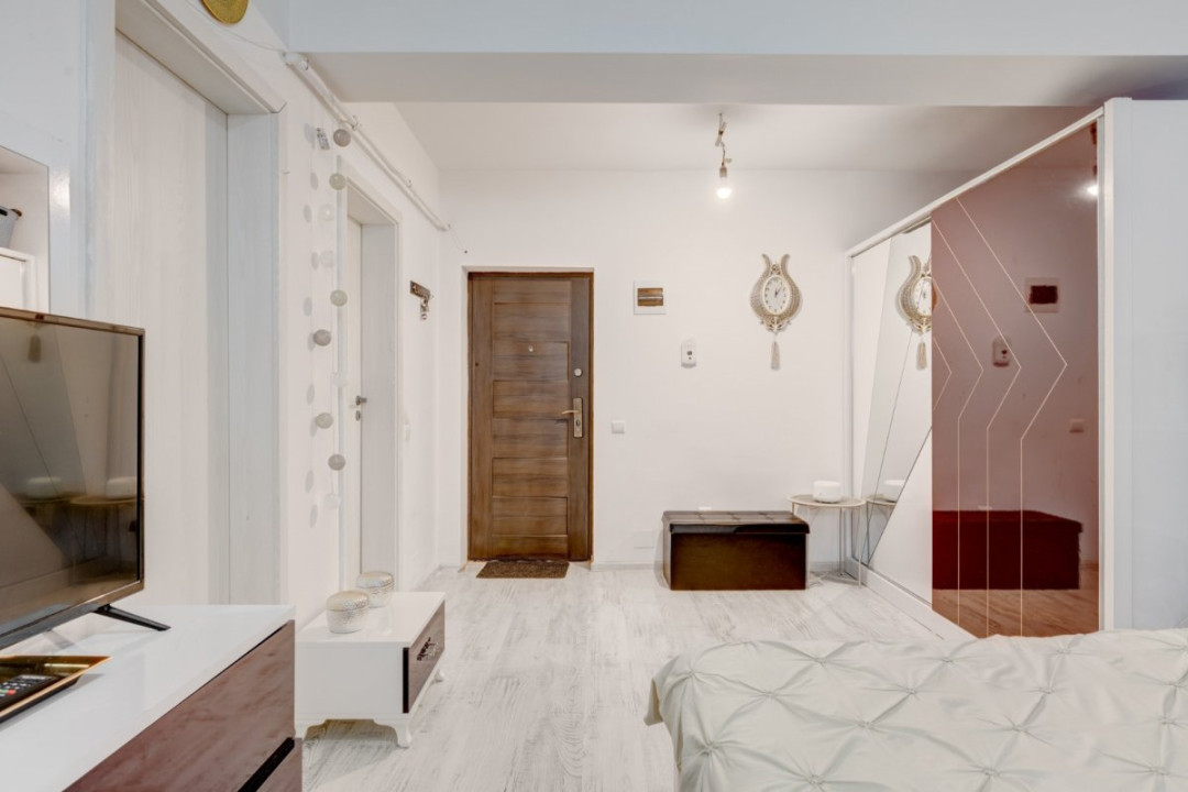 Militari  Residence - Weinner Palada - Demisol