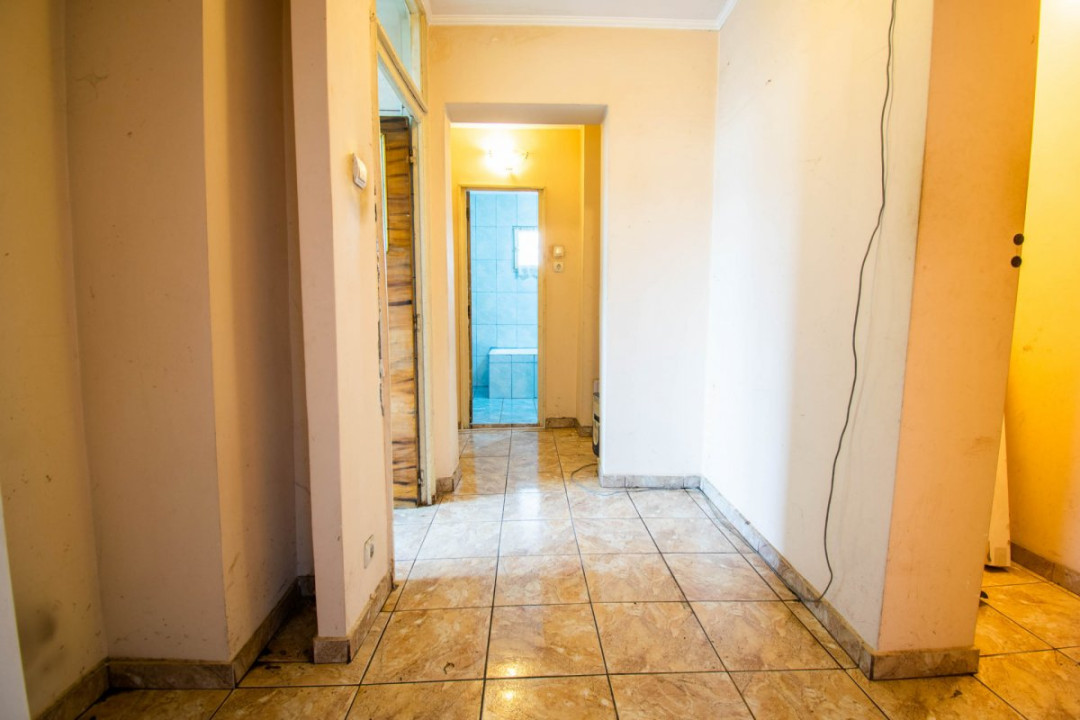 Crangasi-apartament 2 camere,decomandat,la 14 min de Metrou,an 1984