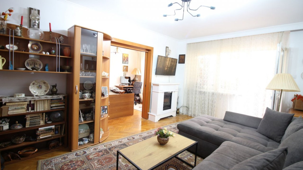 Lacul Tei- Gr. Moisil, apartament 4 camere, 97mp, bloc reabilitat, etaj 8/10