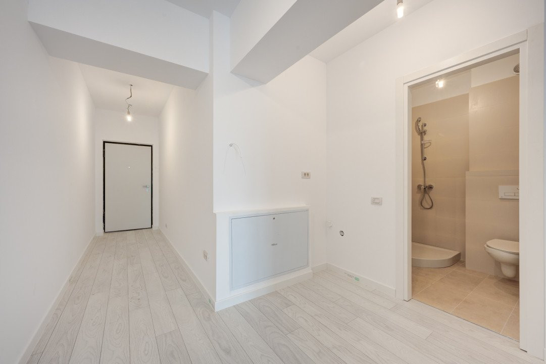 APARTAMENT CU TERASA GENEROASA, Et.1, COMPLEX PRIVAT