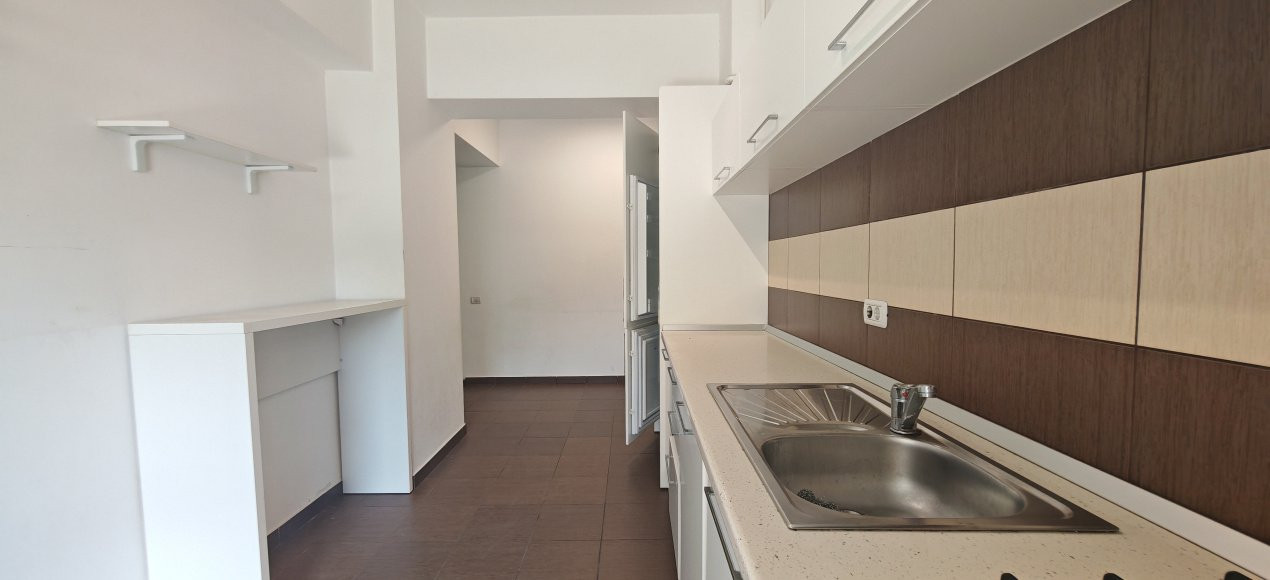 Vanzare apartament doua camere, parcare inclusa, Berceni-Oltenitei