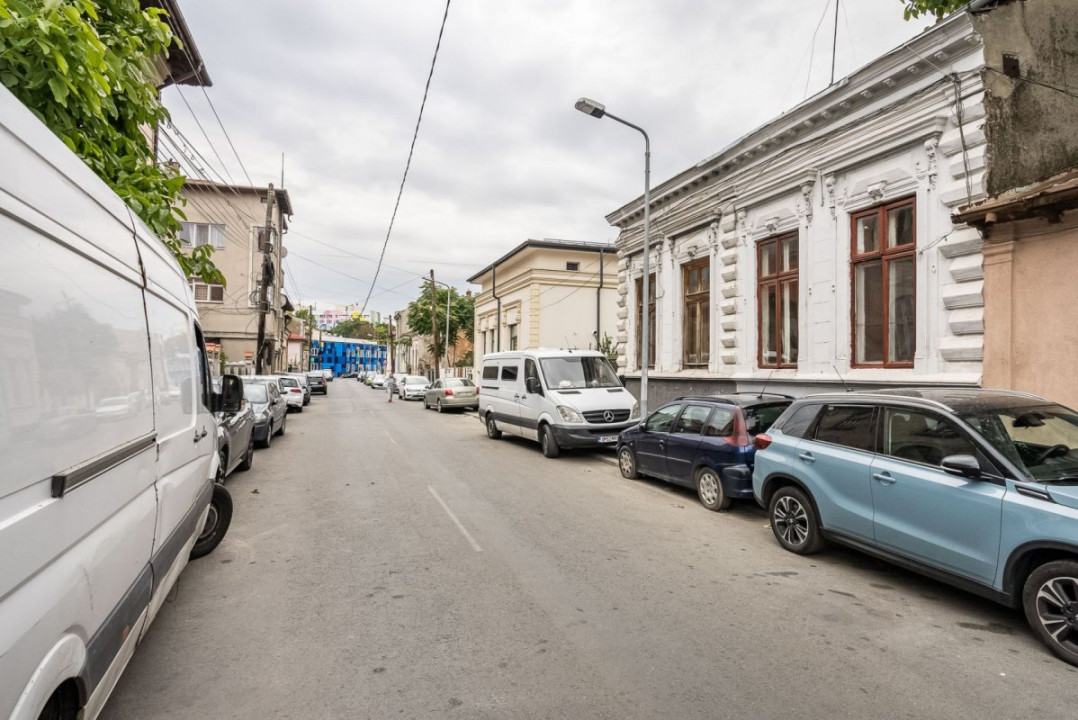 Unirii Marasesti Ienachita Vacarescu teren 600mp si TREI cladiri