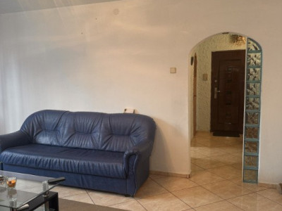 Vanzare apartament cu 3 camere ,Drumul Taberei