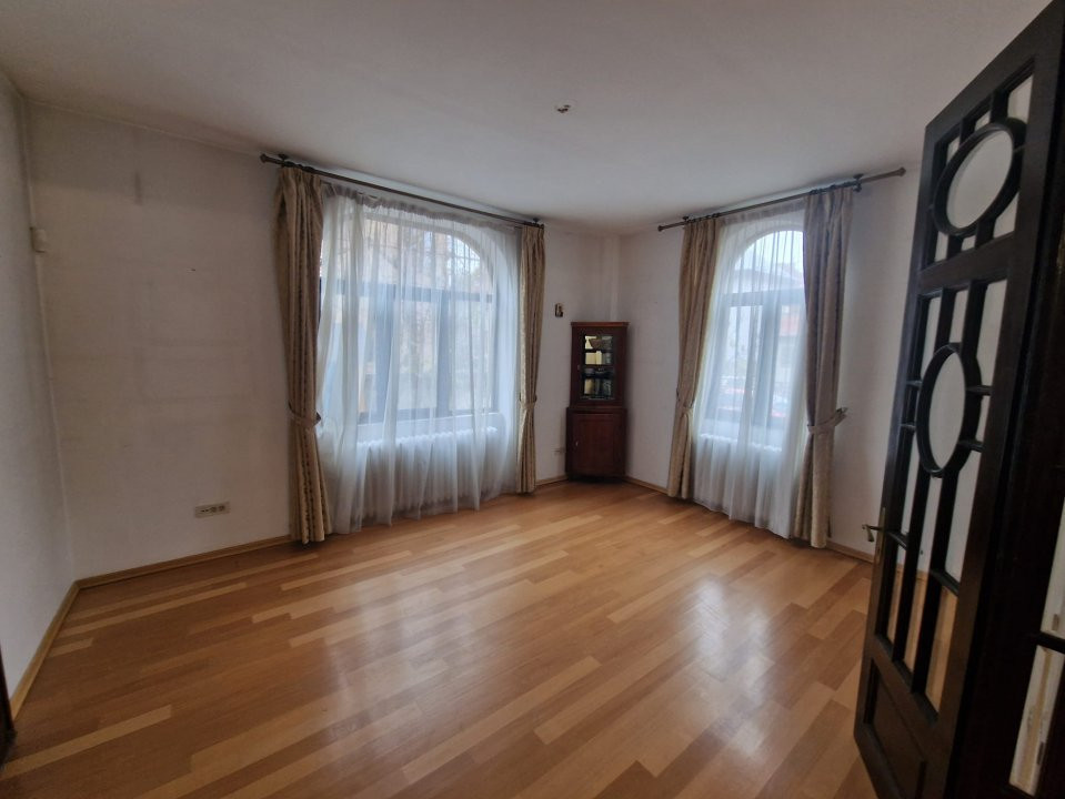 Vila interbelica de vanzare- Floreasca