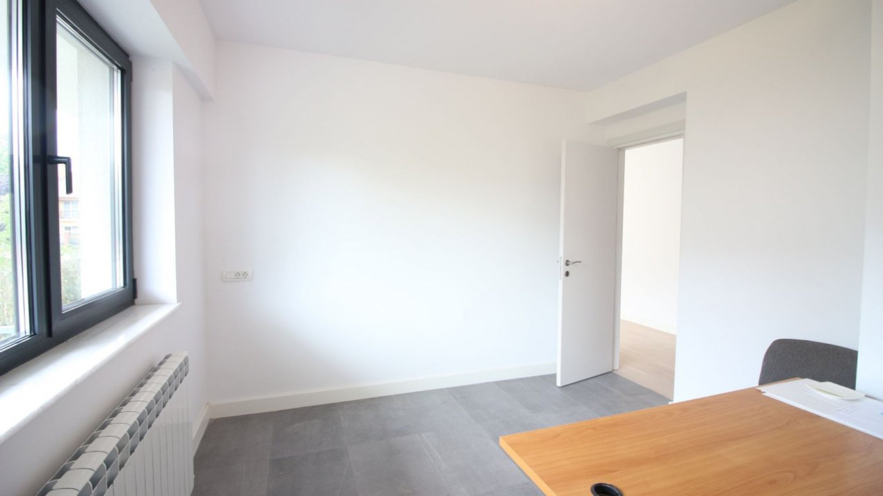 Apartament 4 camere, 92mp, parter/3, grădină proprie 88mp, lângă Pădurea Băneasa