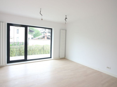 Baneasa-Jolie Ville, apartament 4 camere, 92mp, parter/3, grădină proprie 88mp