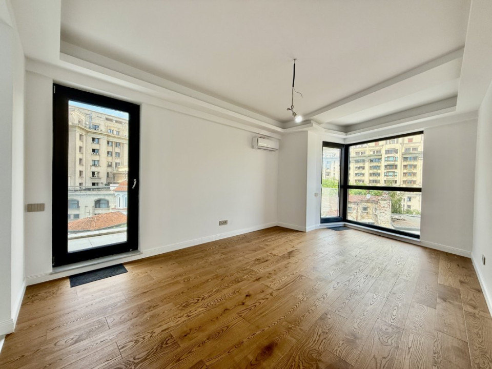 Unirii, apartament cu priveliste catre Sud-Vest, gata de mutat