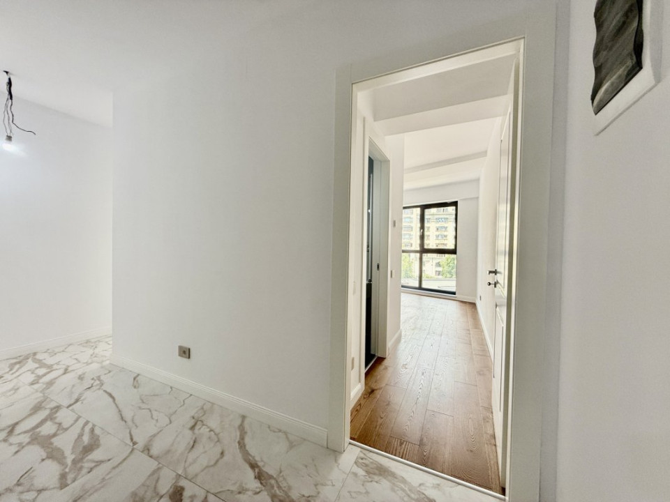 Unirii, apartament cu priveliste catre Sud-Vest, gata de mutat