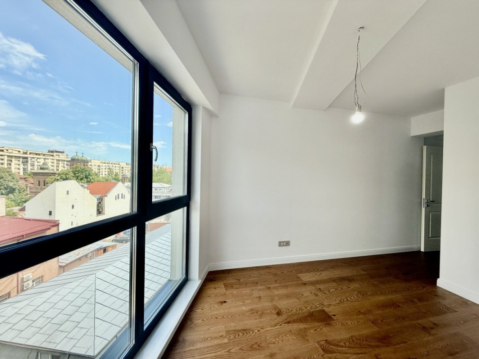 Unirii, apartament cu priveliste catre Sud-Vest, gata de mutat