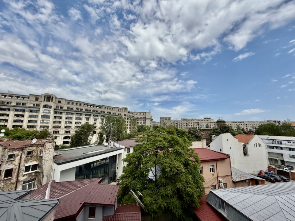 Unirii, apartament cu priveliste catre Sud-Vest, gata de mutat
