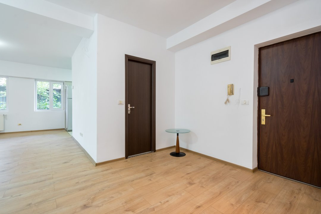  Apartament 4 Camere Crangasi Giulesti Foarte Spatios