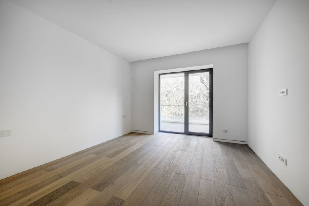 Apartament 4 camere, 182 mp, terasă 25mp, 4 băi, Pines Residence, lângă Stejarii