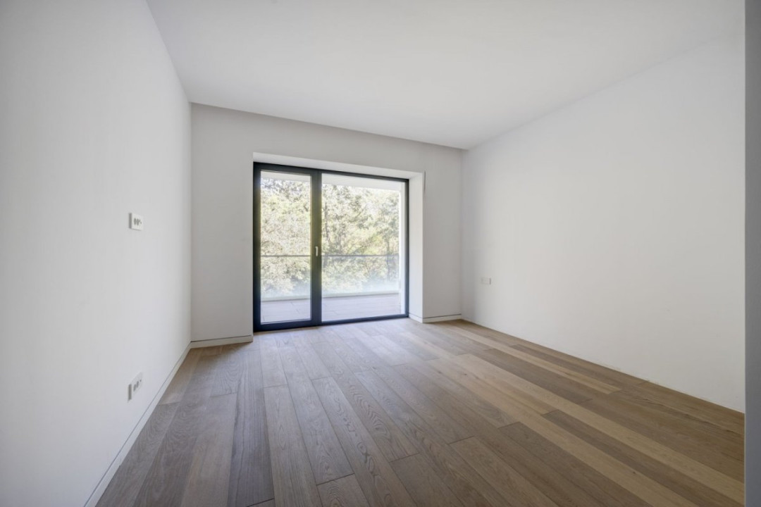 2 camere spațios, 84 mp total, terasă 23 mp | Finisaje premium – Pines Residence