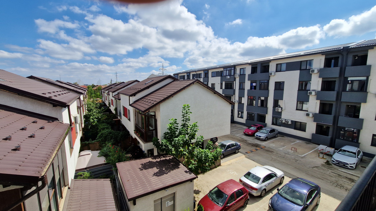 De inchiriat garsoniera spatioasa pe CRINULUI langa Mega in ROSU