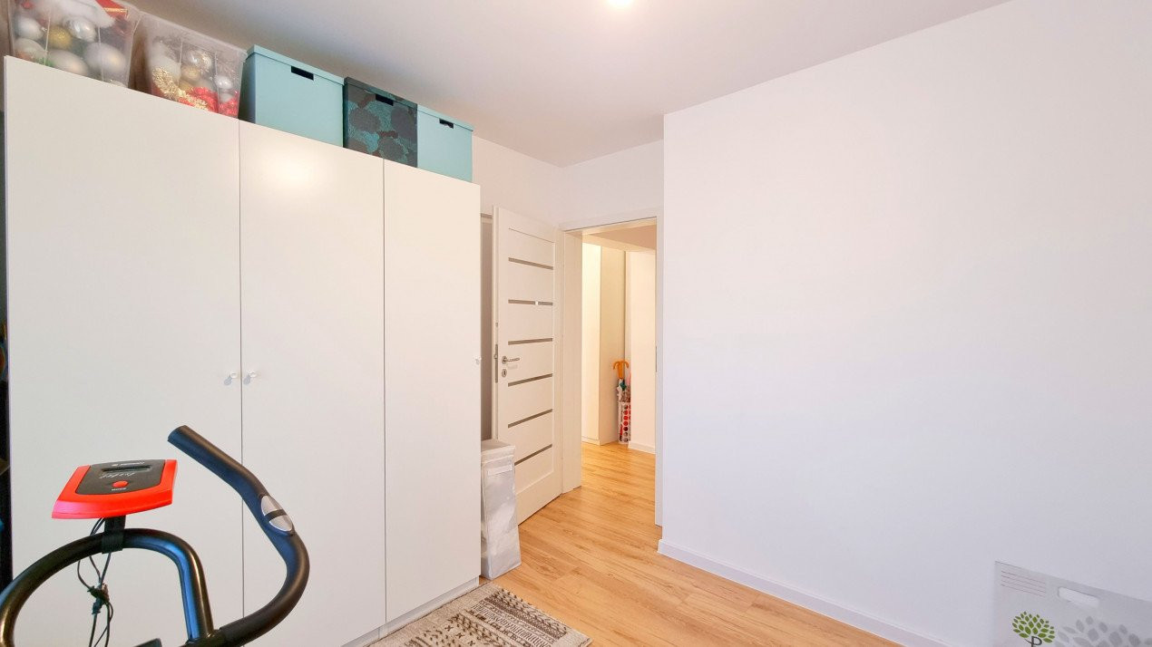 Ap. 3 cam complet renovat, partial mobilat si utilat pe Calea Calarasilor!