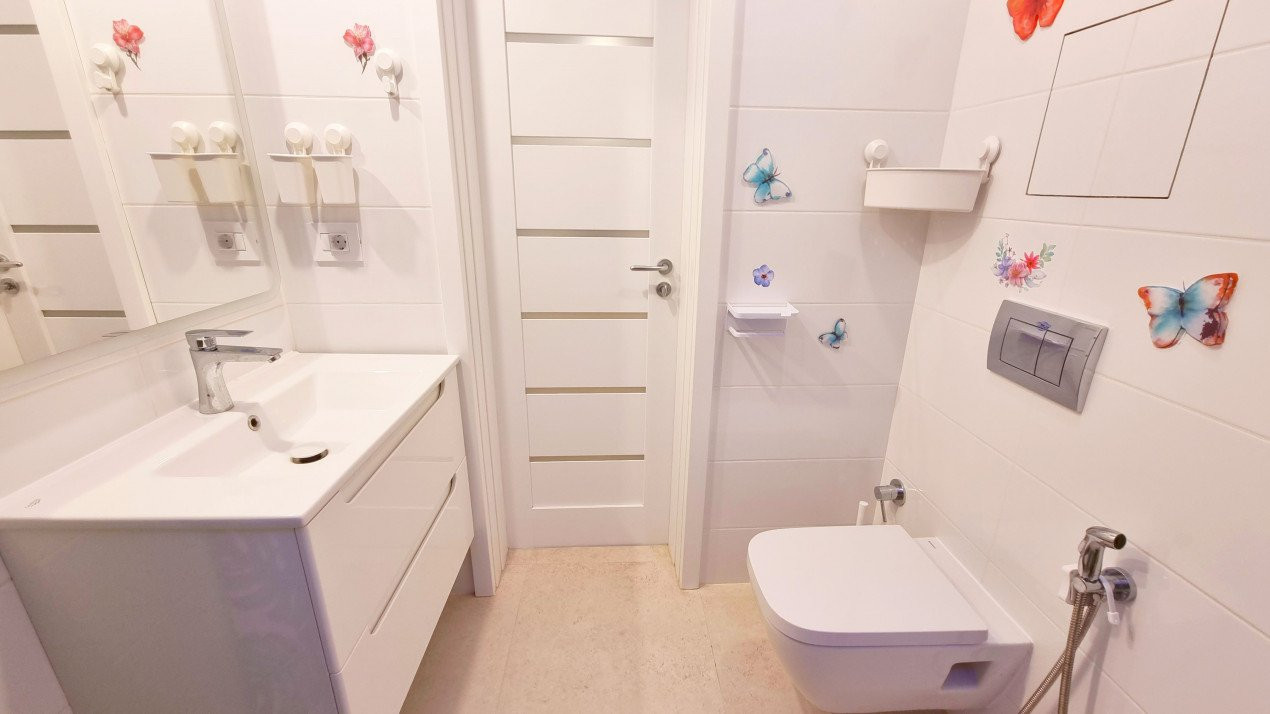 Ap. 3 cam complet renovat, partial mobilat si utilat pe Calea Calarasilor!