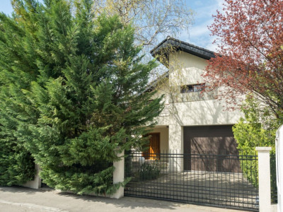 IANCU NICOLAE - COMPLEX TRAIAN, VILA PREMIUM 300 MPU, LOT 750 MP!