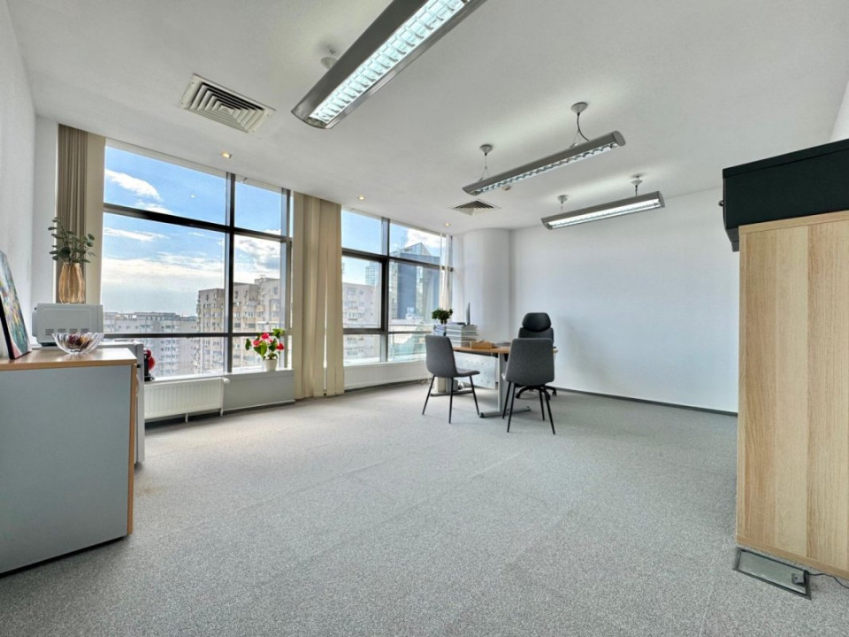 Spatiu de birouri | 30mp | Vitan Center | Acces terasa 80mp | Utilitati incluse
