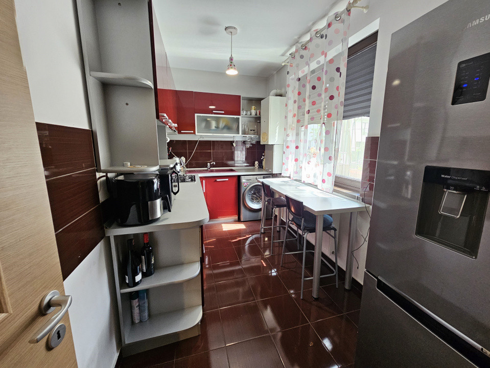 De vanzare 3 camere cu gradina in Bucurestii Noi - Parc Bazilescu