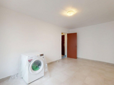 VITAN - Bobocica | 2 camere Etaj intermediar Renovat parțial