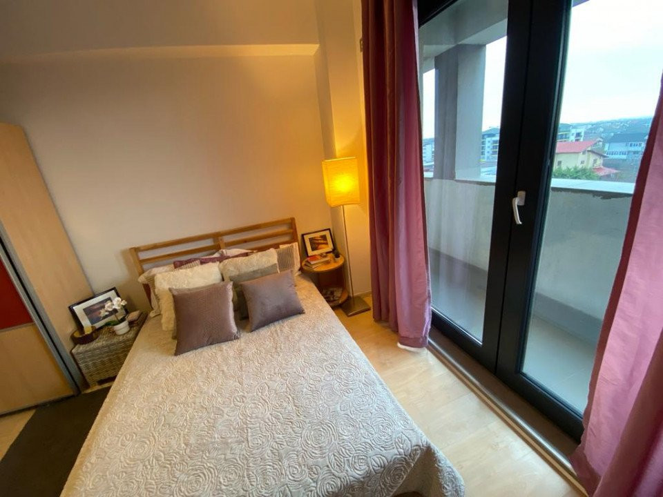 Apartament cu 6 camere situat in sector 6, Prelungirea Ghencea nr.281