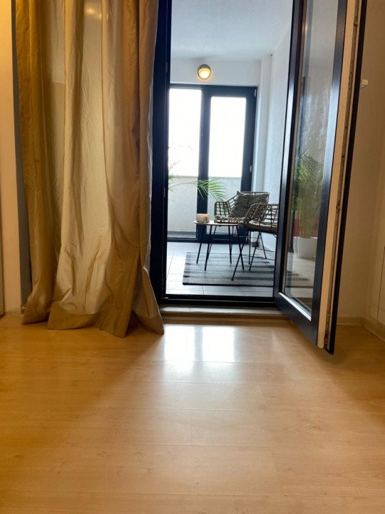 Apartament cu 6 camere situat in sector 6, Prelungirea Ghencea nr.281