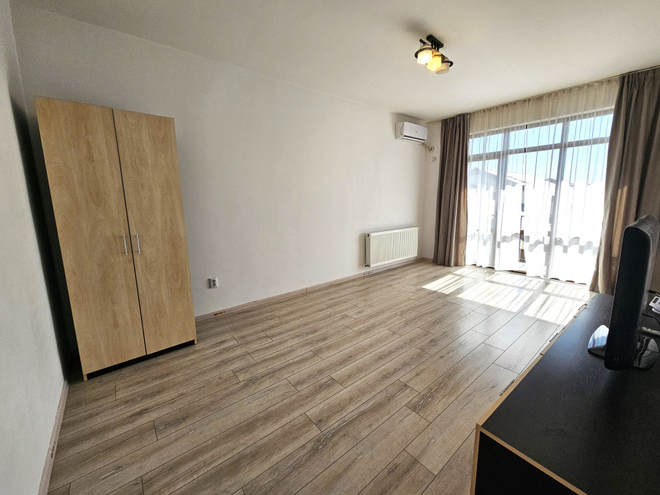 De inchiriat garsoniera spatioasa pe CRINULUI langa Mega in ROSU