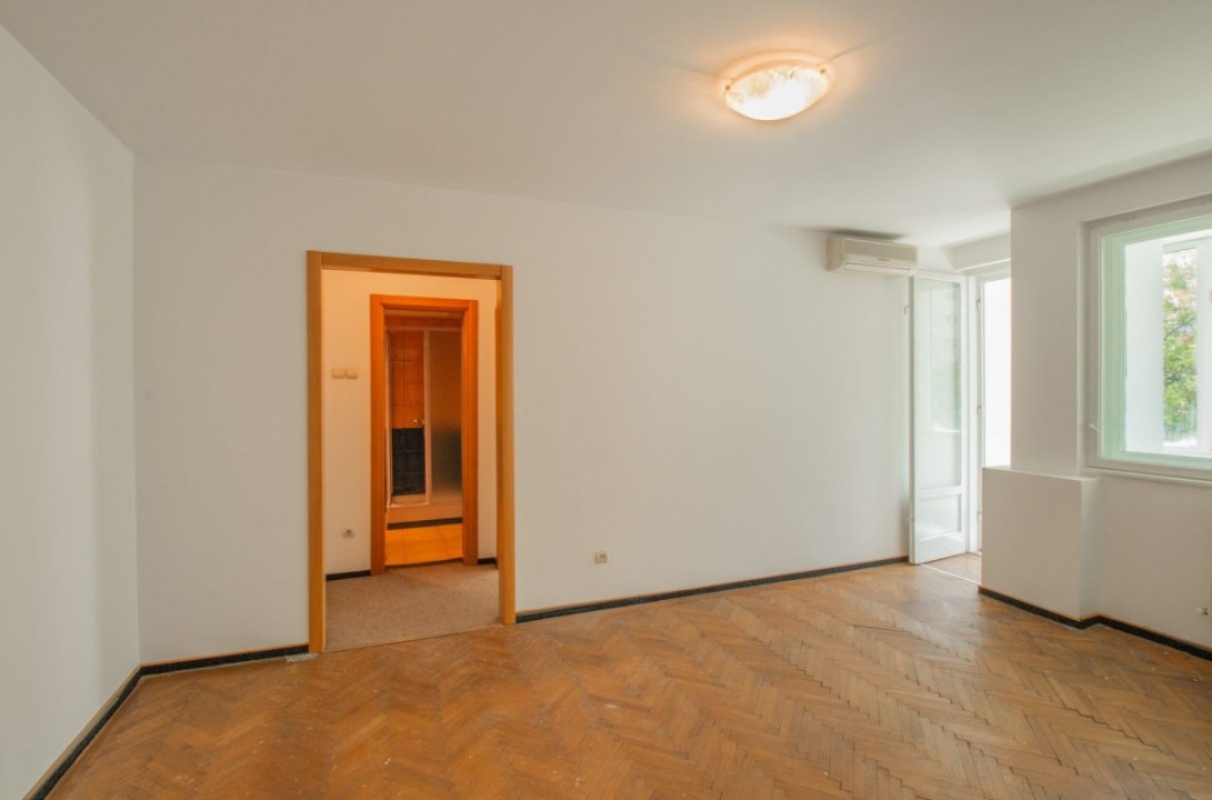 St. cel Mare, langa Spitalul de Urgenta: apt. 2 camere, cu randament excelent!